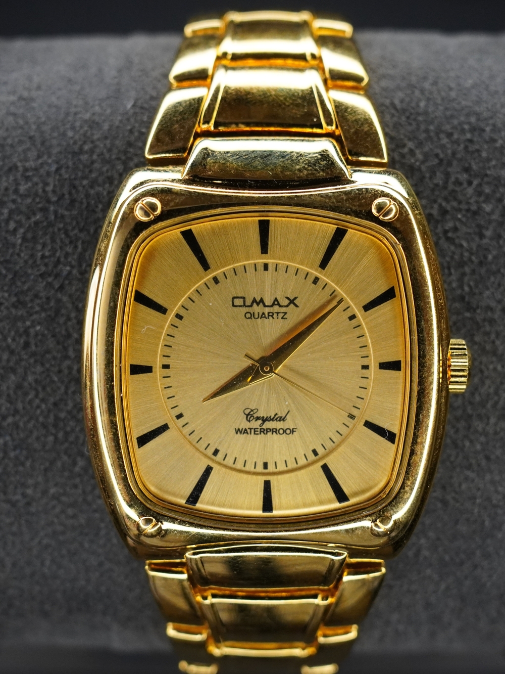 Omax HBC191 Quartz Gold-Tone Square Analog Watch Gold Dial Crystal